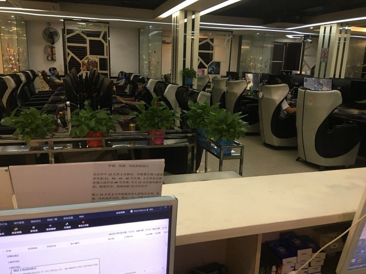 没经验面试服装导购_金堂有没招聘导购_女装招聘导购招聘范文