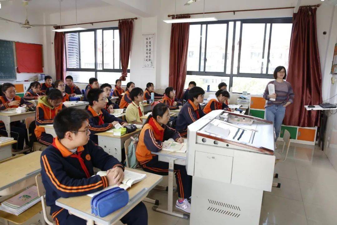 成都哈啰出行公司地址_成都哈罗公学招聘_成都哈罗国际小学