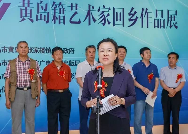 成都播音员招聘_成都播音表演培训学校_成都播音主持教师招聘