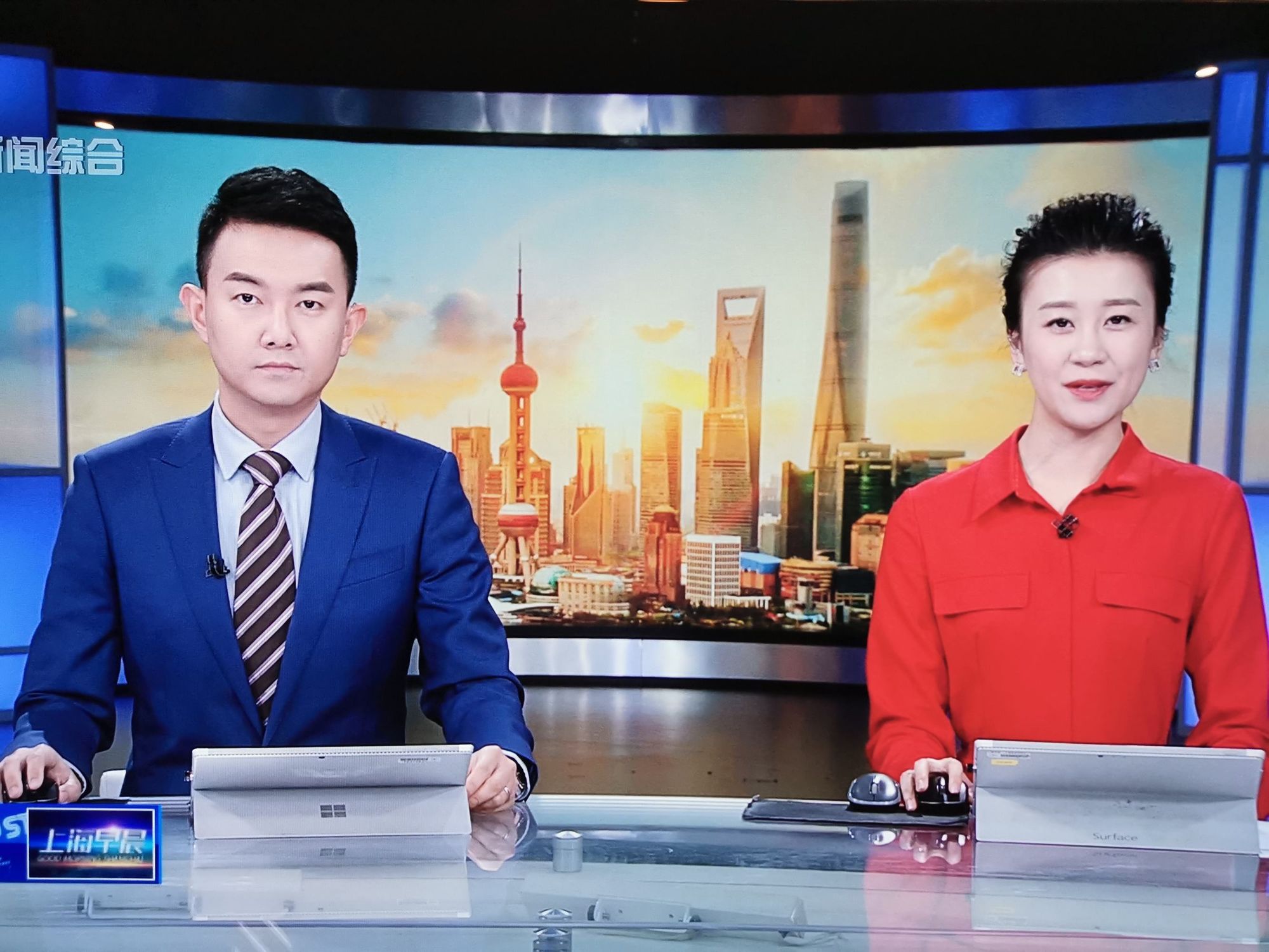 成都播音员招聘_成都电视台招聘播音主持人_成都播音表演培训学校